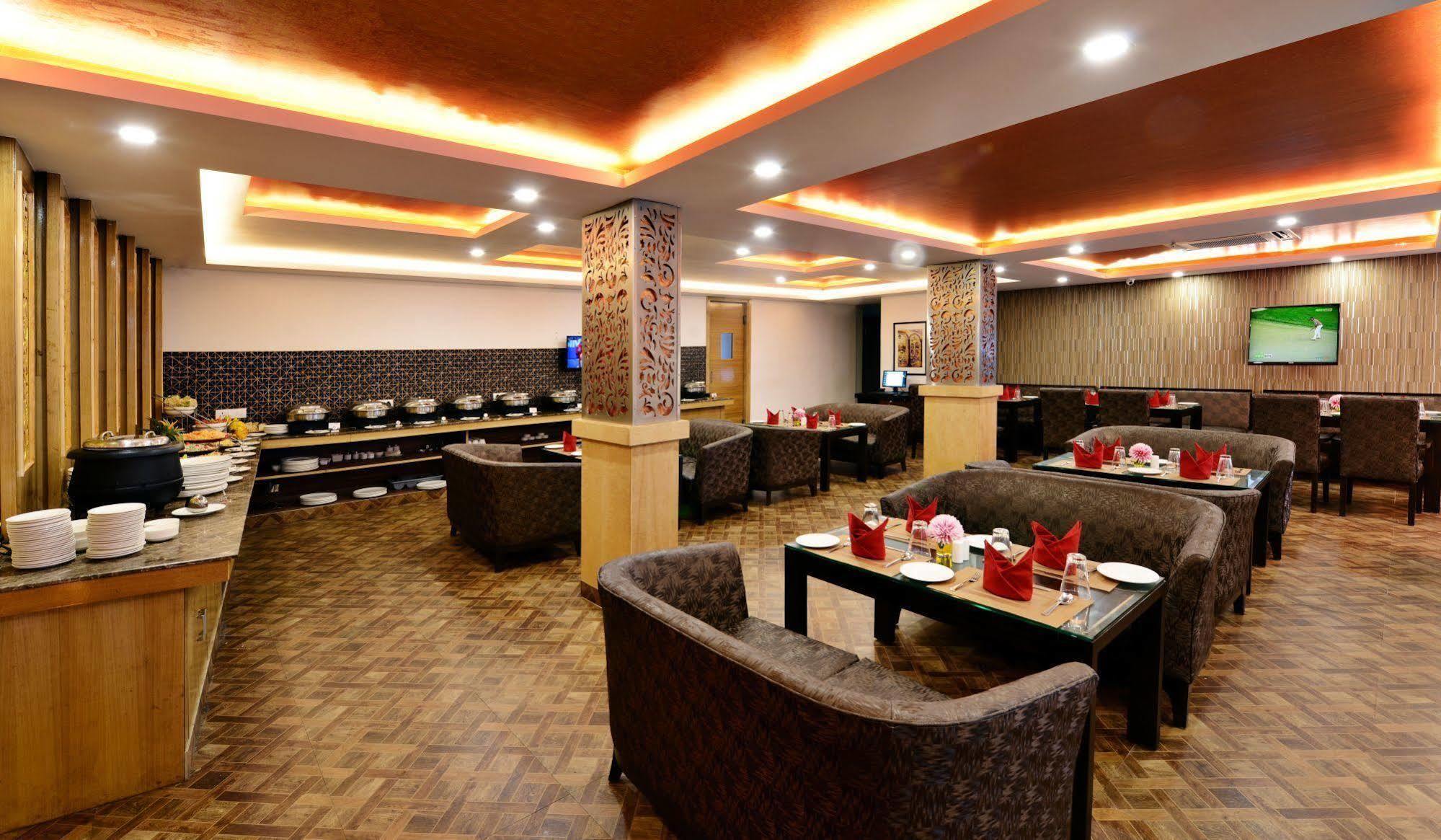Jk Clarks Exotica Hotel Dalhousie Exterior photo