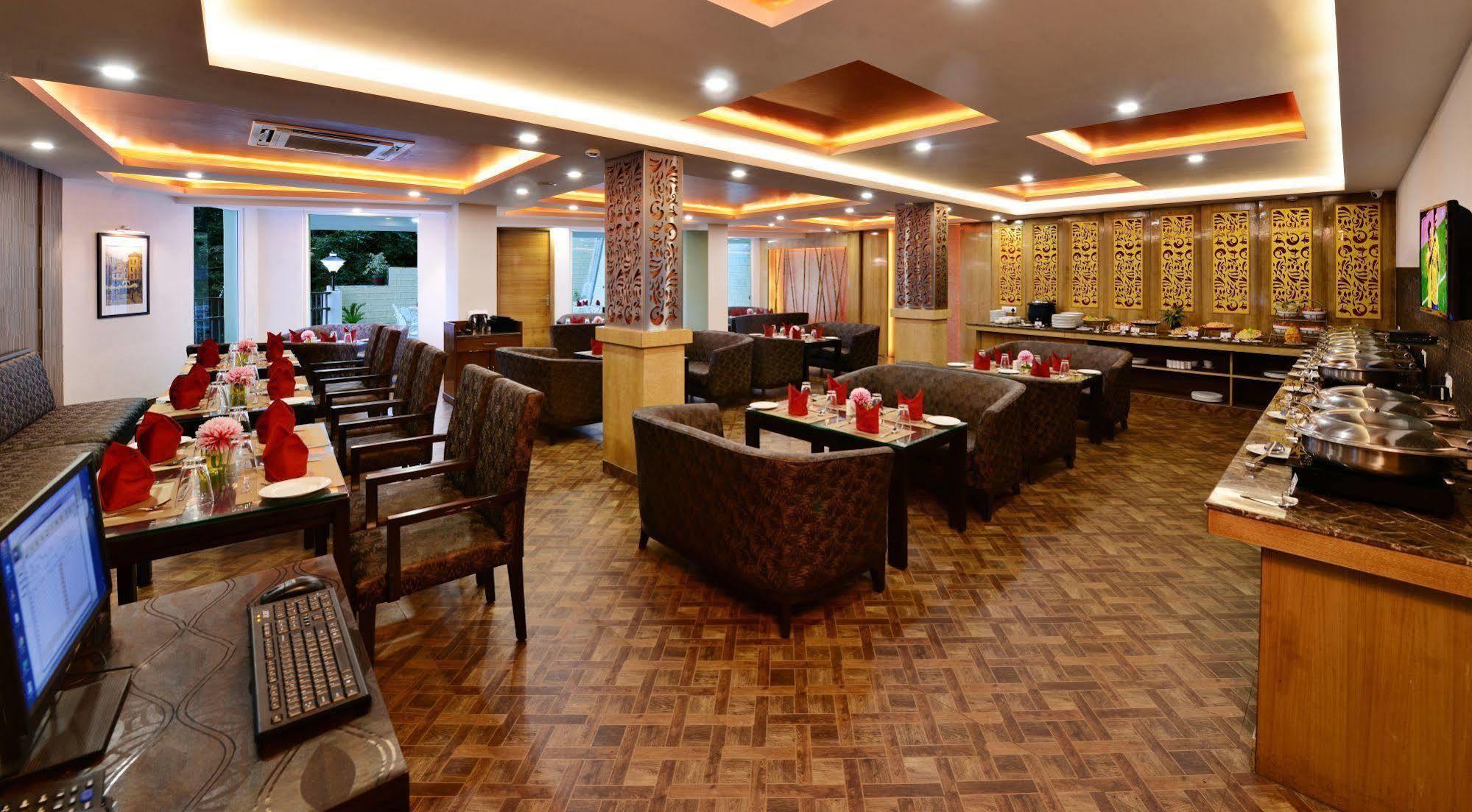 Jk Clarks Exotica Hotel Dalhousie Exterior photo