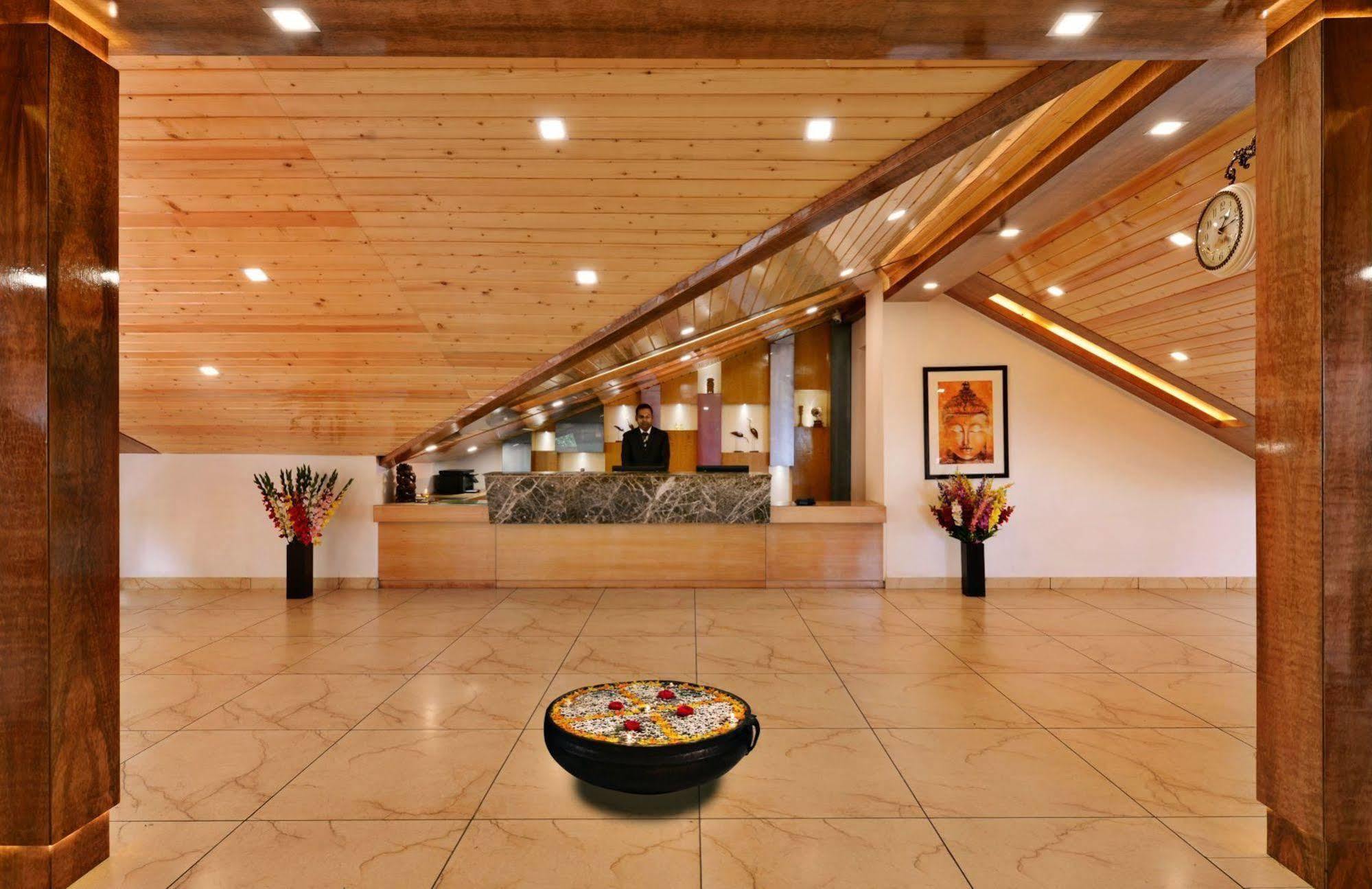 Jk Clarks Exotica Hotel Dalhousie Exterior photo