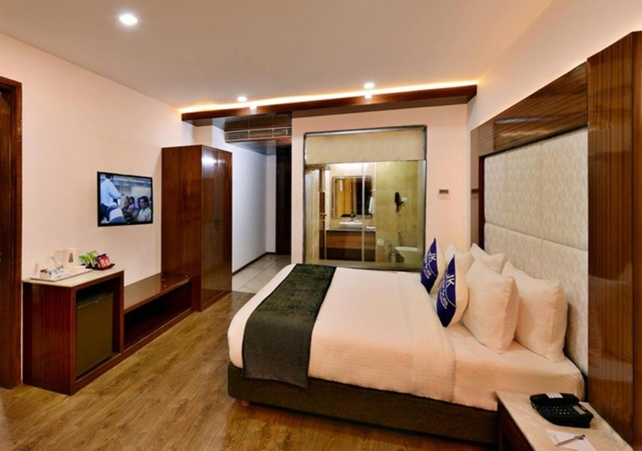 Jk Clarks Exotica Hotel Dalhousie Exterior photo